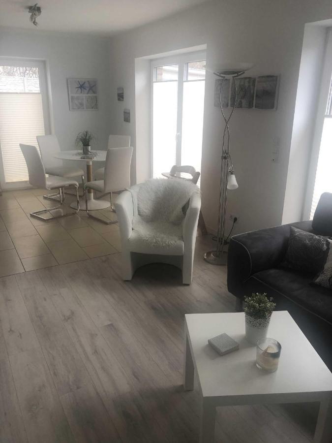 Ferienwohnung Voelker Häven エクステリア 写真