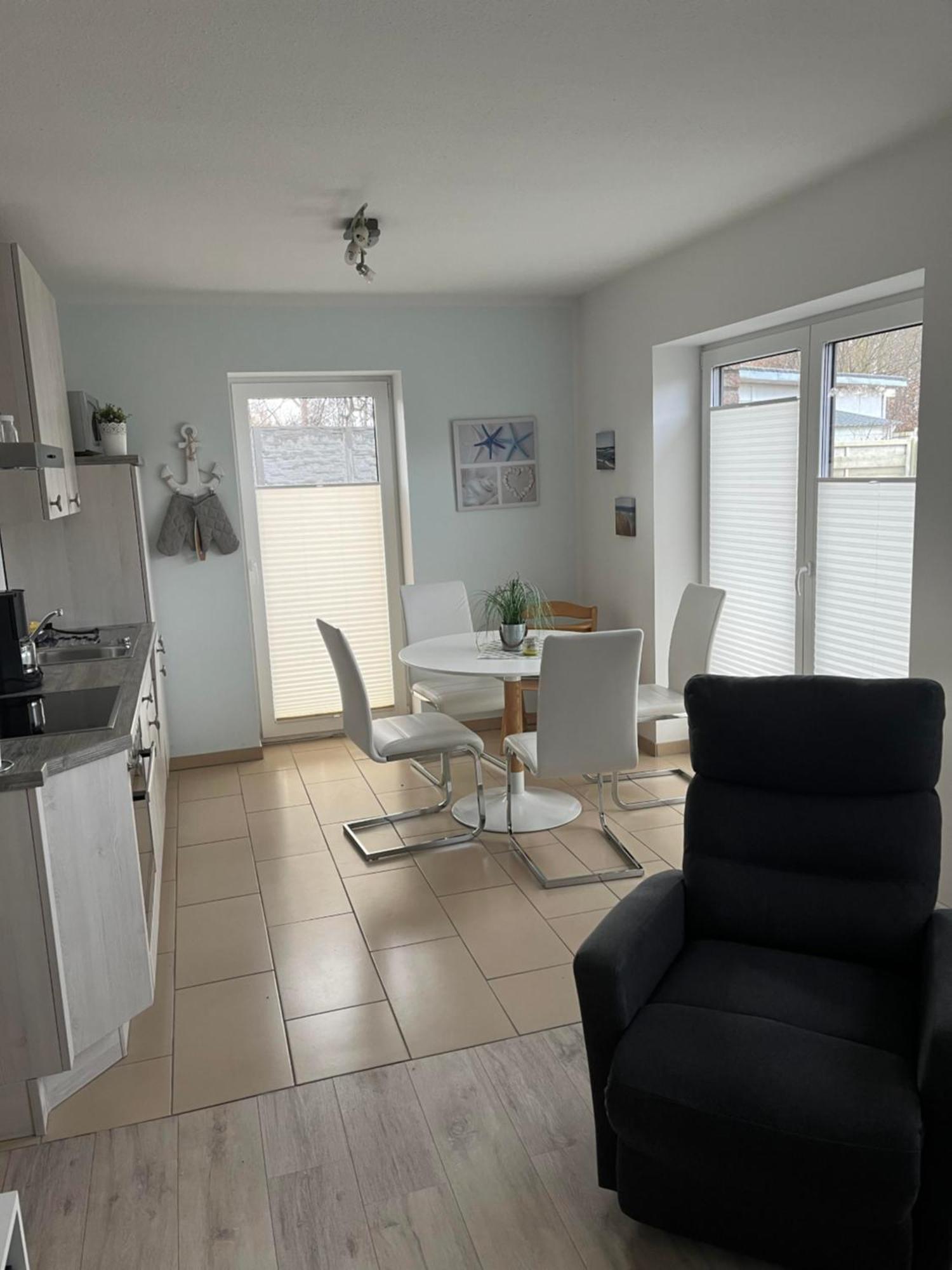 Ferienwohnung Voelker Häven エクステリア 写真